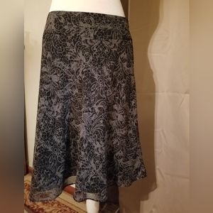 Daisy Fuentes Black & Gray Skirt Size 6